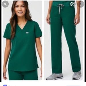 FIGS Hunter Green Scrub Set. XS Tall.